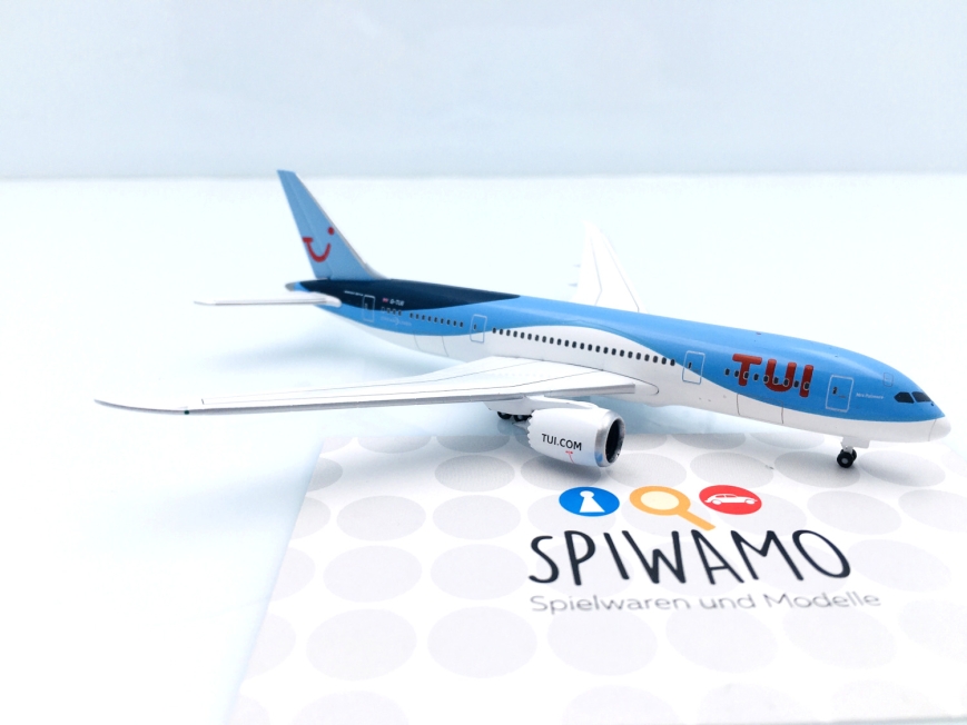Herpa 536110 - TUI Airways Boeing 787-8 Dreamliner – G-TUII “Mrs Patmore” - 1:500