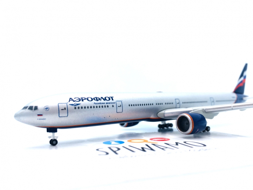 Herpa 526364-002 - Aeroflot Boeing 777-300ER “K. Balmont” - 1:500