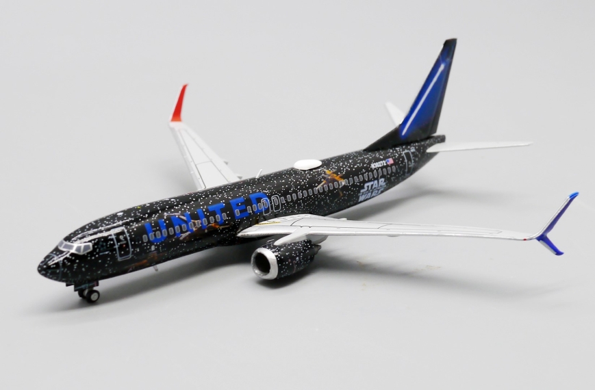 JC Wings XX40079 - Boeing 737-800 United Airlines "Star Wars" N36272 - 1/400