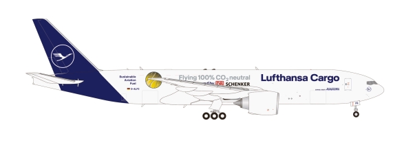 Herpa 562799 - Lufthansa Cargo Boeing 777F “Sustainable Fuel - Powered by DB Schenker” - D-ALFG “Annyeonghaseyo, Korea” - 1:400