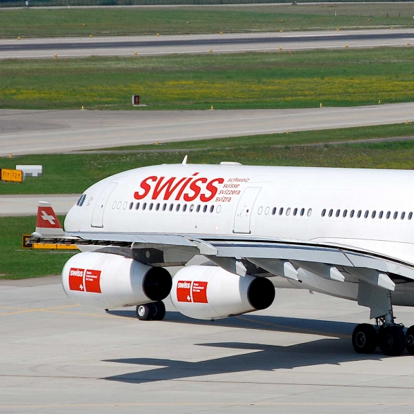 Aviationtag - Swiss Airbus A340 – HB-JMK