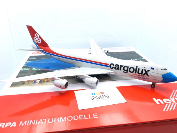 Herpa 571272 - Cargolux Boeing 747-8F "Not Without My Mask"
