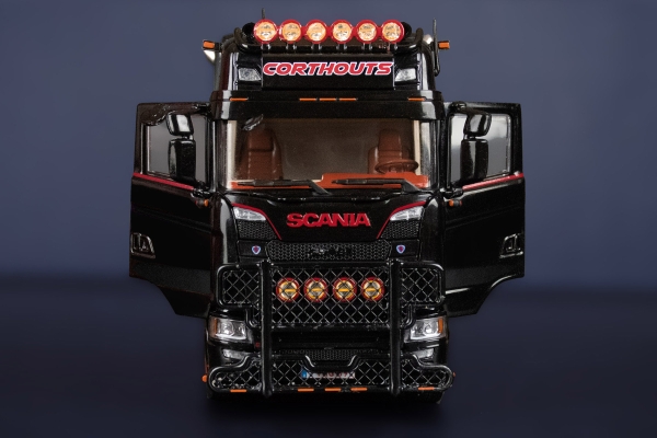 IMC 32-0188 - Scania CS20H 6X4 - Corthouts - 1:50