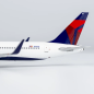 Preview: NG Models 17001 - Boeing 767-300ER Delta N174DN - 1/400