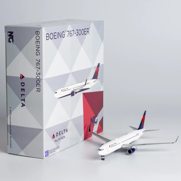 NG Models 17001 - Boeing 767-300ER Delta N174DN - 1/400